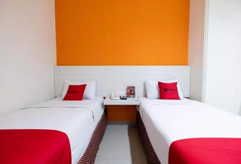 Fotos del hotel Reddoorz Plus @ The Alden:  5