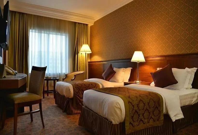 Fotos del hotel Nozol Royal Inn:  11