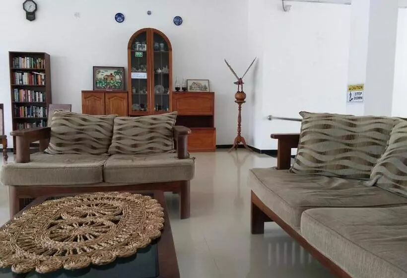 Fotos del hotel Ocean View Cottage:  17
