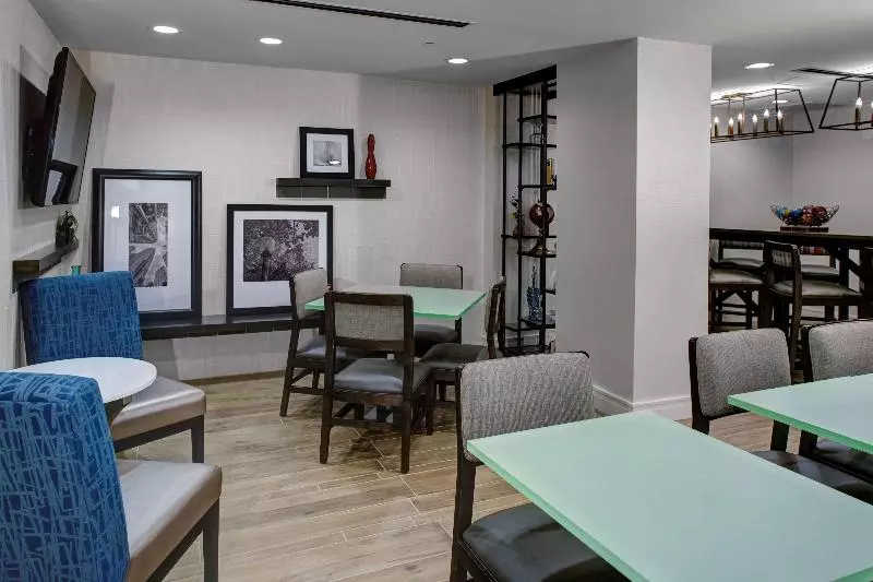 Fotos del hotel Hampton Inn Atlantageorgia Techdowntown:  4