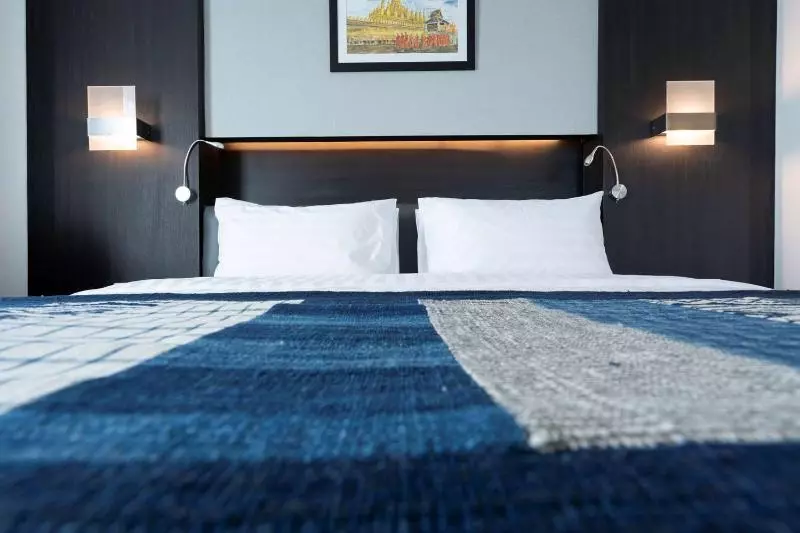 Fotos del hotel Surestay Hotel By Best Western Vientiane:  2