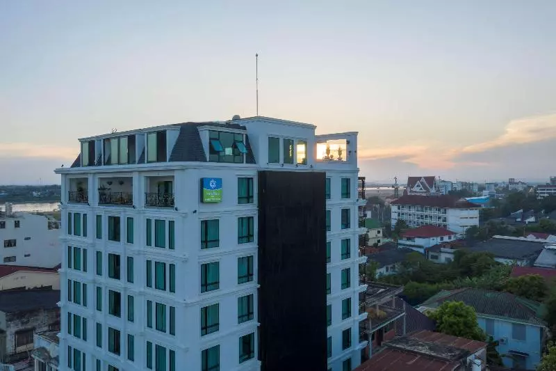 Fotos del hotel Surestay Hotel By Best Western Vientiane:  10