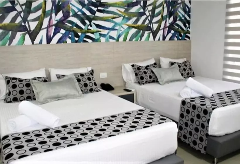 Fotos del hotel Lleras Express:  4