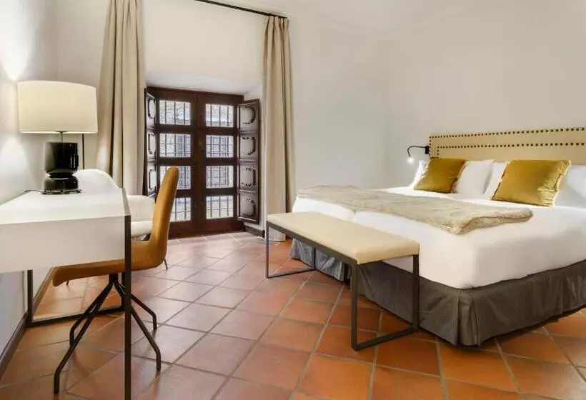 Fotos del hotel Hospederia Palacio La Iglesuela Del Cid:  15