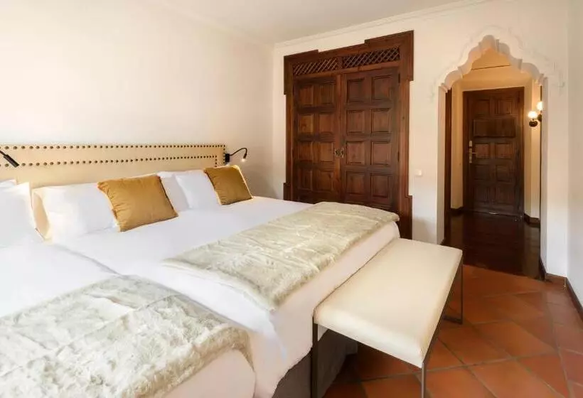 Fotos del hotel Hospederia Palacio La Iglesuela Del Cid:  21