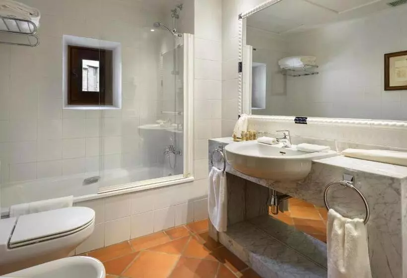 Fotos del hotel Hospederia Palacio La Iglesuela Del Cid:  14