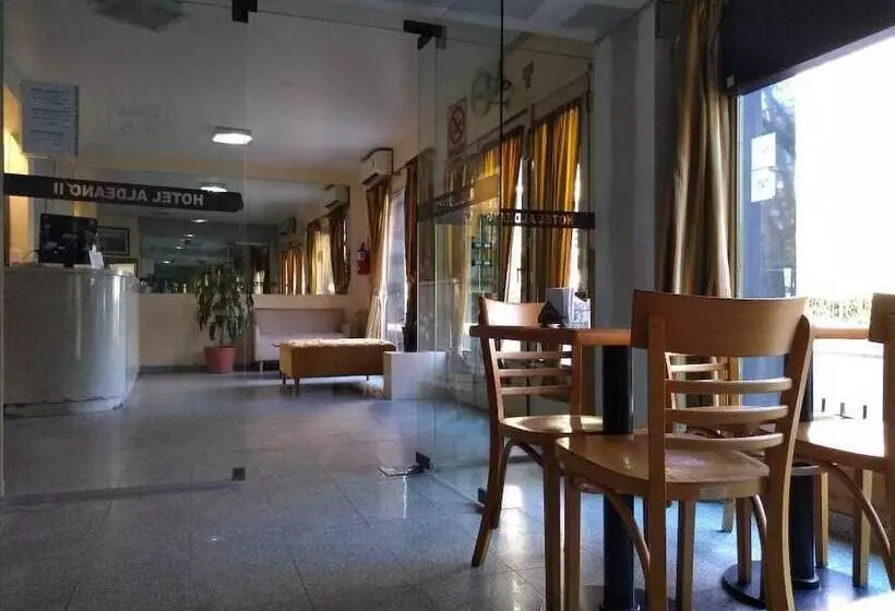 Fotos del hotel Aldeano Ii:  8