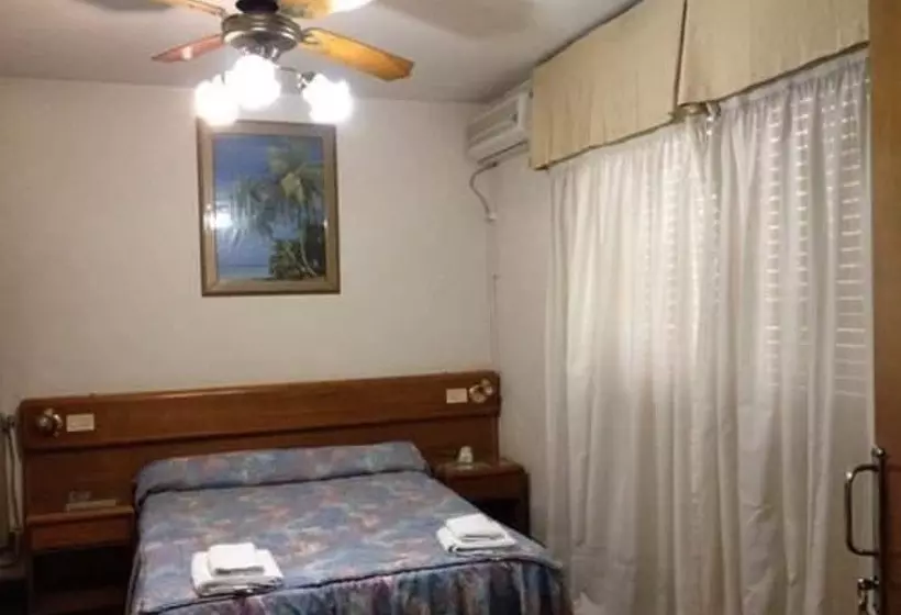 Fotos del hotel Aldeano Ii:  11