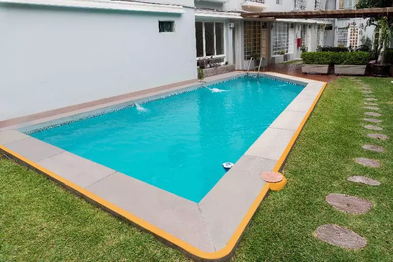 Fotos del hotel Basadre Suites:  7