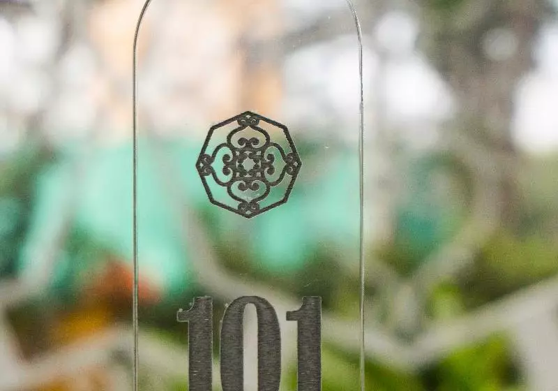 Fotos del hotel Basadre Suites:  5