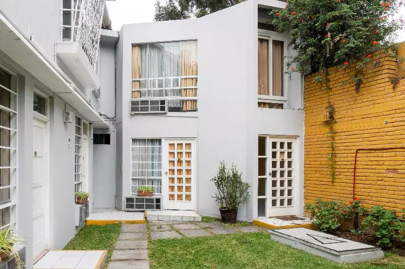 Fotos del hotel Basadre Suites:  11