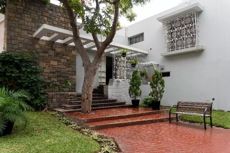 Fotos del hotel Basadre Suites:  18