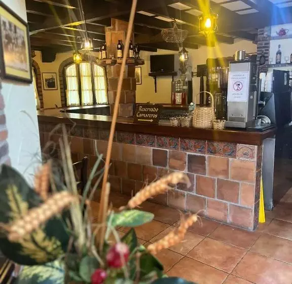 Fotos del hotel El Bricial:  2