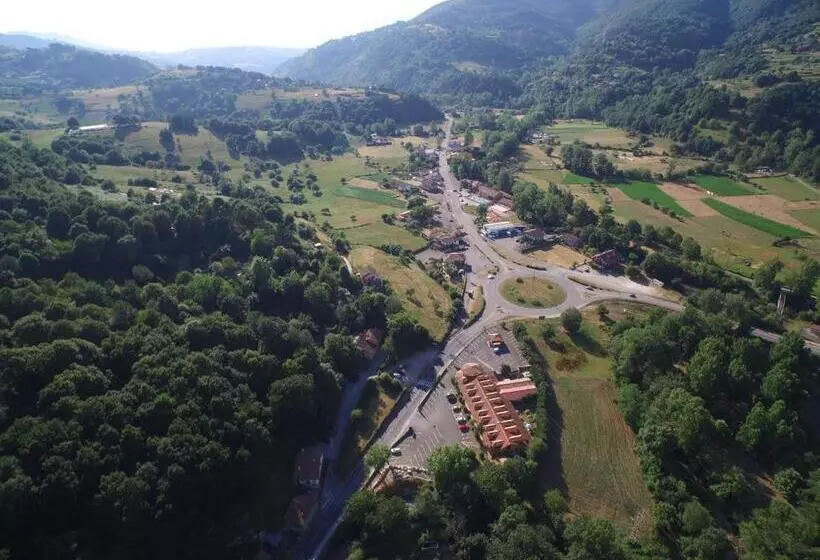 Fotos del hotel El Bricial:  6