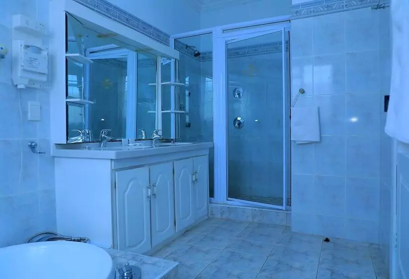 Fotos del hotel King S Tide Boutique:  14