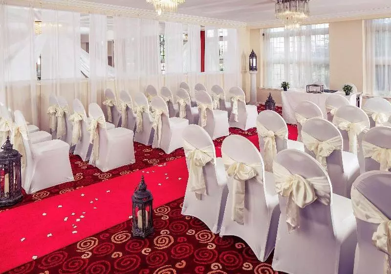 Fotos del hotel Mercure Leeds Parkway Hotel:  22