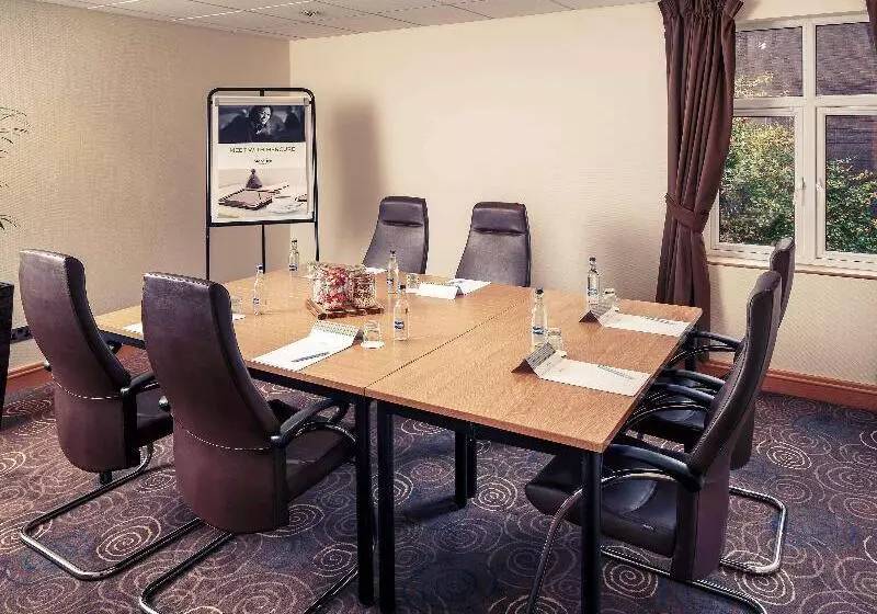 Fotos del hotel Mercure Leeds Parkway Hotel:  18