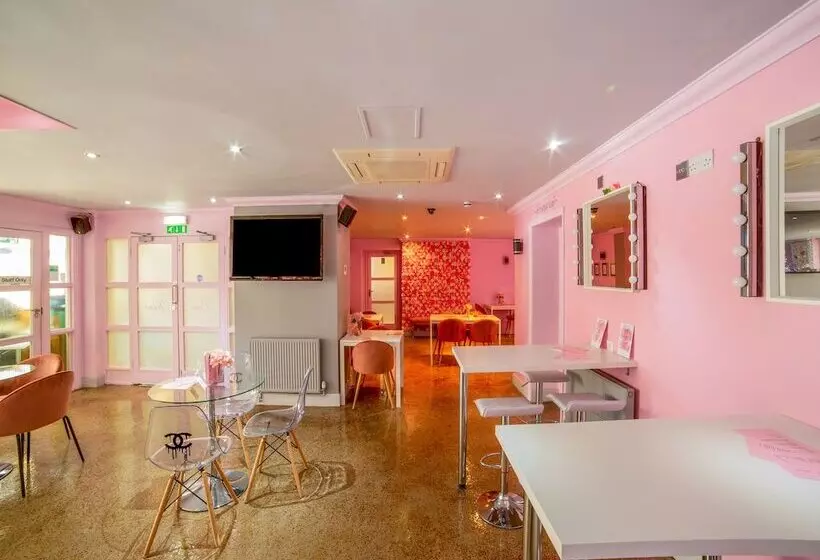 Fotos del hotel West Cliff Inn:  18