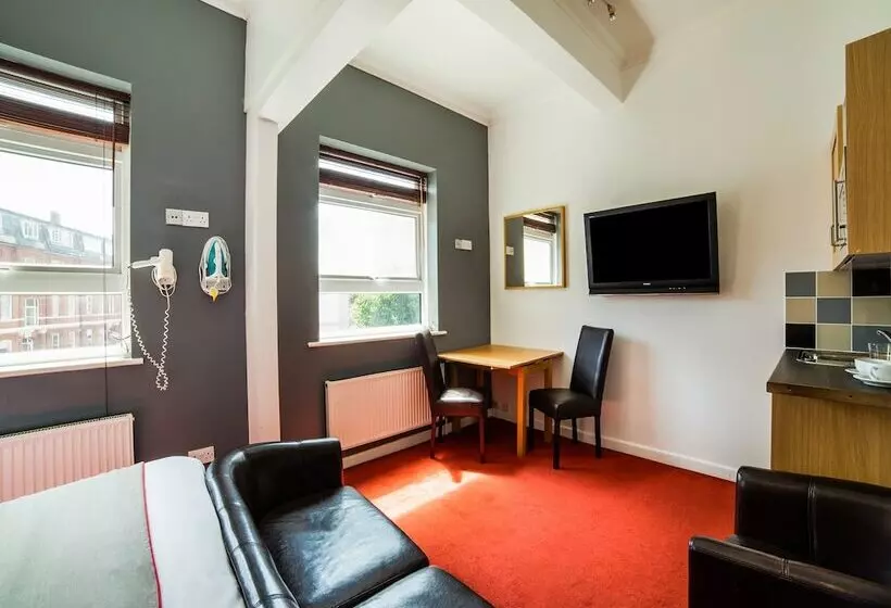 Fotos del hotel West Cliff Inn:  24