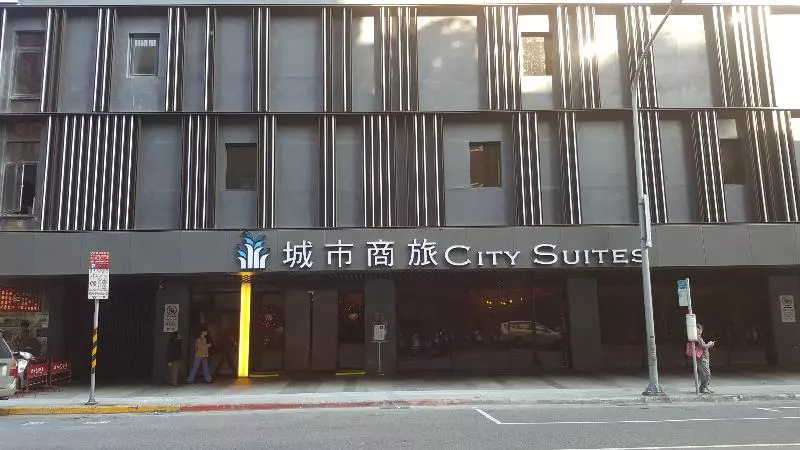 City Suites  Main Station