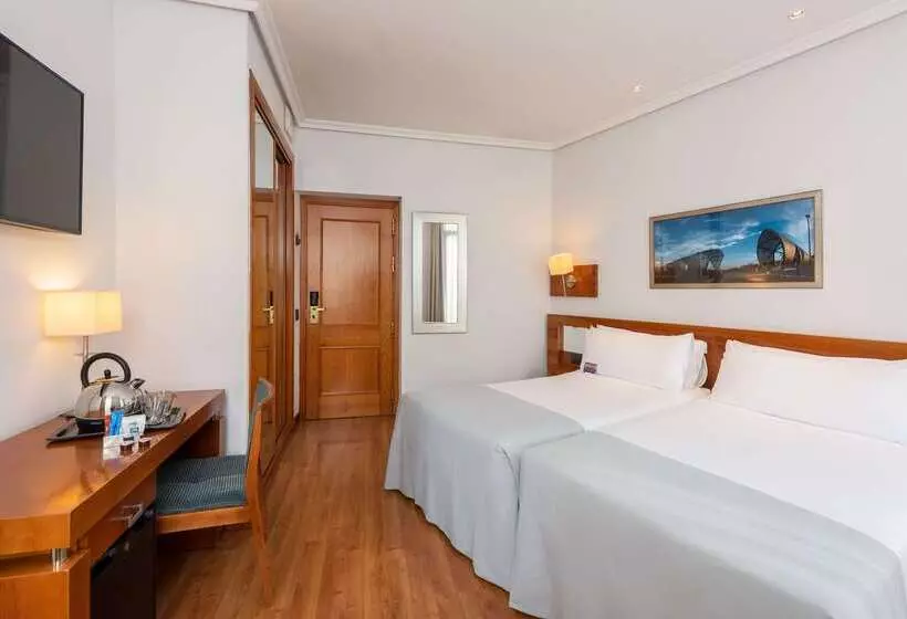 Fotos del hotel Madrid Atocha Affiliated By Meliá:  13