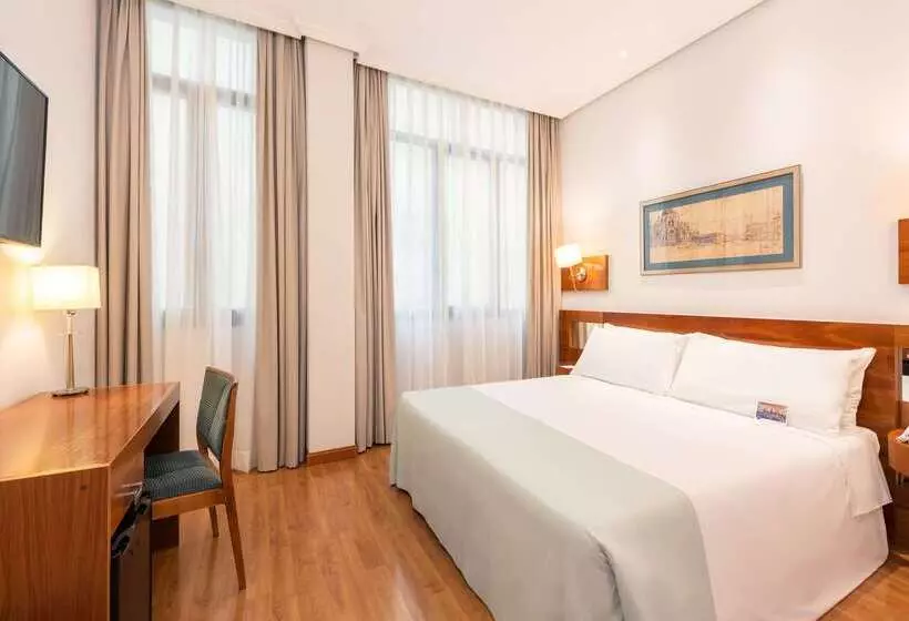 Fotos del hotel Madrid Atocha Affiliated By Meliá:  20