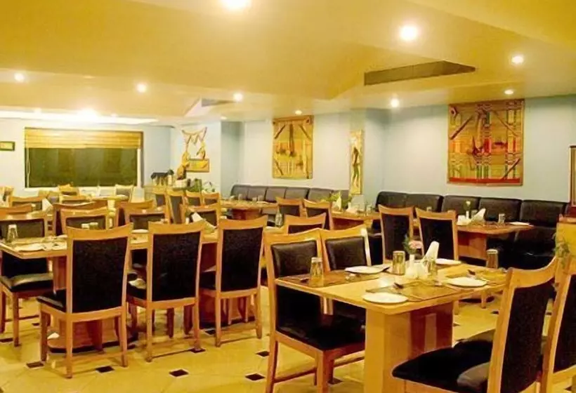 Fotos del hotel Best Western Hotel Ramanashree Mysore:  8