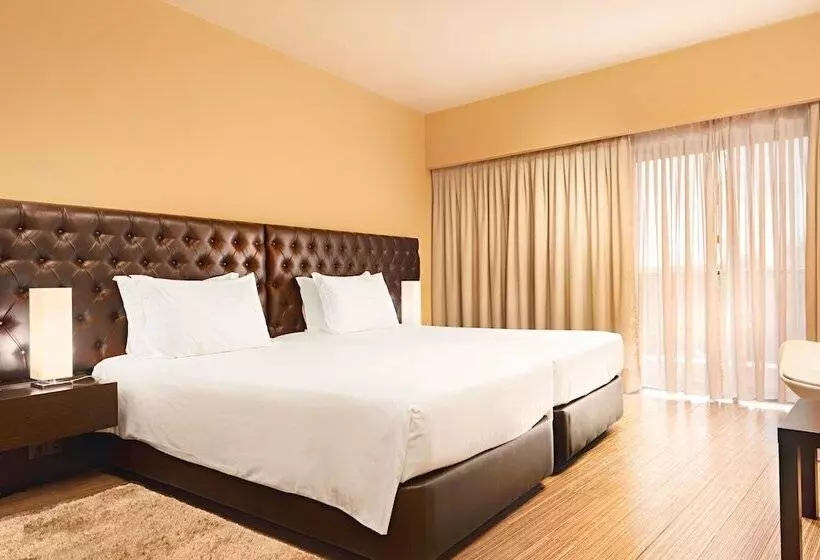 Fotos del hotel Dos Zimbros:  6