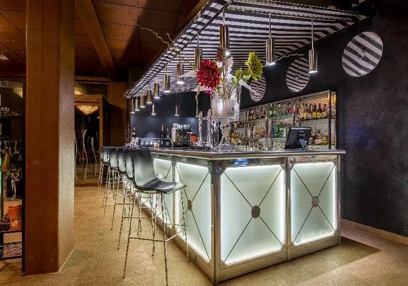 Fotos del hotel Mas Tapiolas:  4