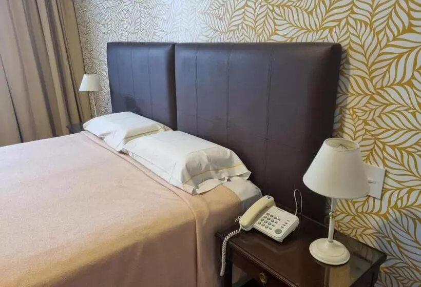 Fotos del hotel Regis Orho:  19