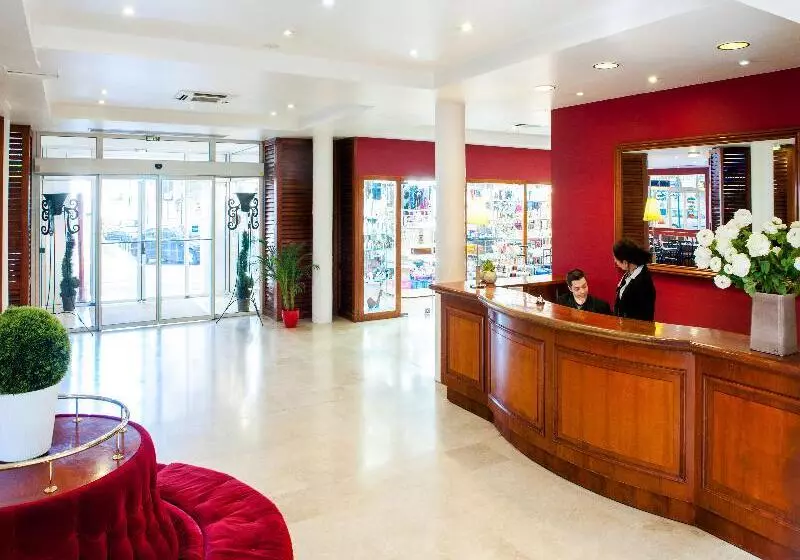 Fotos del hotel Hôtel Saint Sauveur:  6