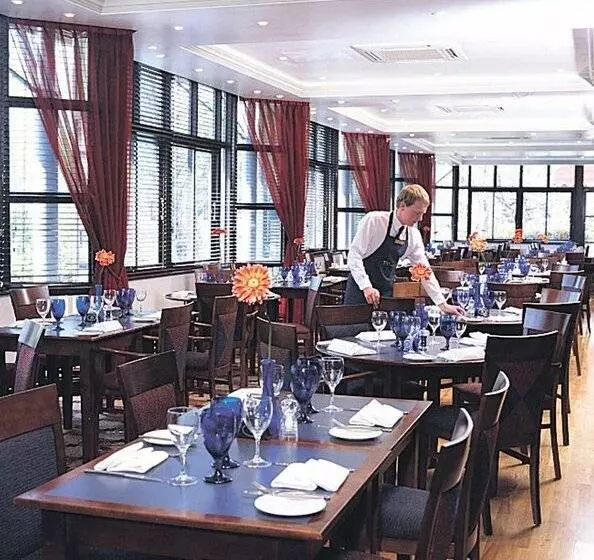 Fotos del hotel Travelodge Bath Waterside:  4