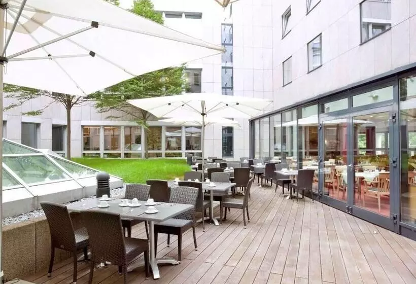 Fotos del hotel Voco Dusseldorf Seestern, An Ihg:  8