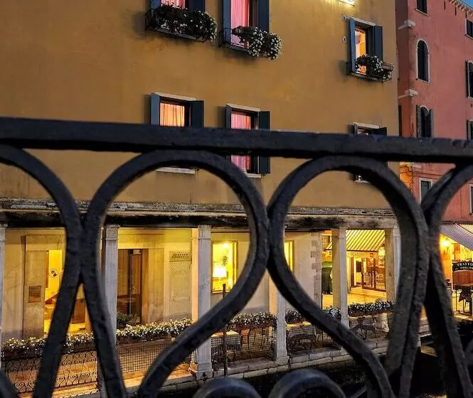 Fotos del hotel Arlecchino:  4