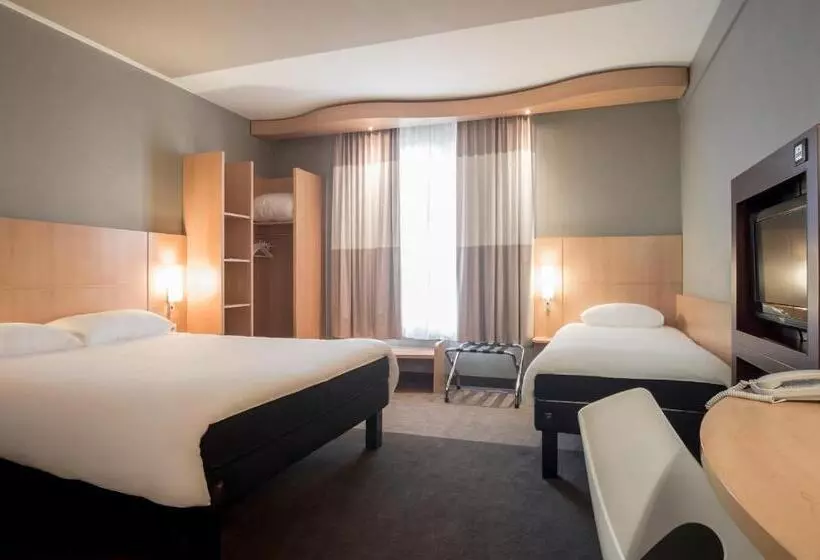 Fotos del hotel Ibis  Brussels Centre Gare Du Midi:  3
