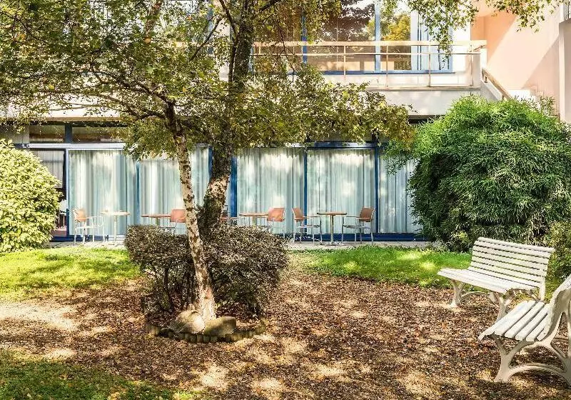 Fotos del hotel Ibis Paris 17 Clichybatignolles:  5