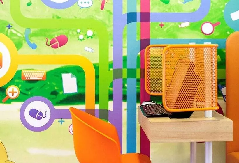 Fotos del hotel Ibis Styles Napoli Garibaldi:  4