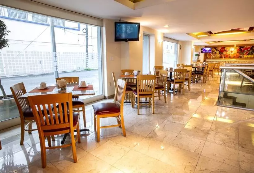 Fotos del hotel Plaza Calzada:  15