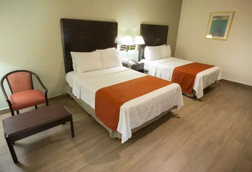 Fotos del hotel Plaza Calzada:  34