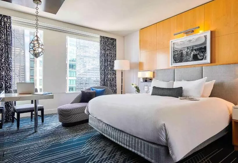 Sofitel Chicago Magnificent Mile