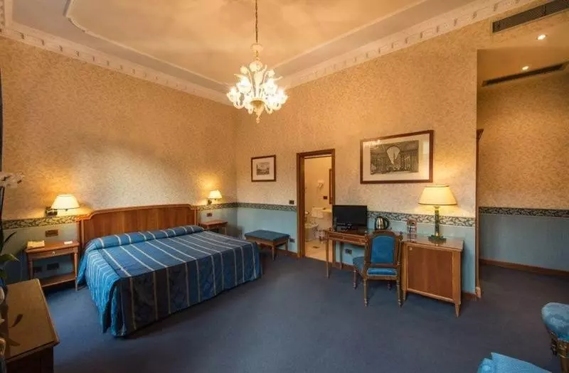 Fotos del hotel Strozzi Palace:  24