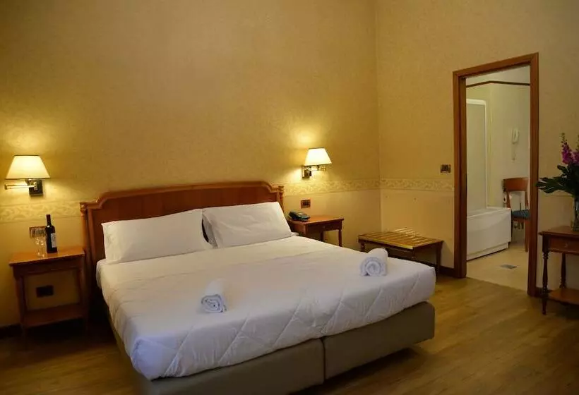 Fotos del hotel Strozzi Palace:  2