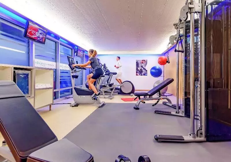 Fotos del hotel Novotel Zurich City West:  4