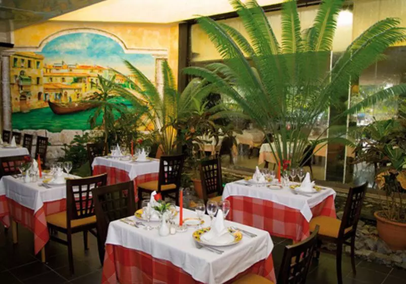 Fotos del hotel Occidental Arenas Blancas:  13