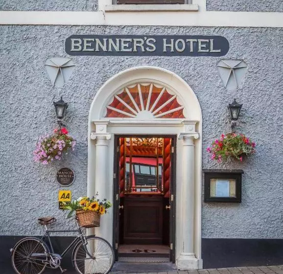 Fotos del hotel Dingle Benners Hotel:  8