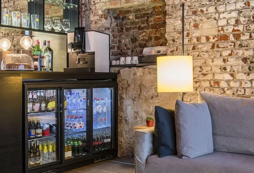 Fotos del hotel 9 Central:  3