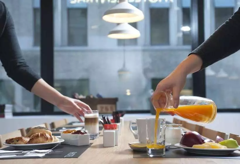 Fotos del hotel 9 Central:  7