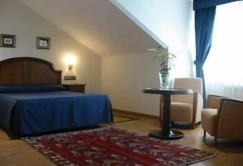 Fotos del hotel Cristina:  8