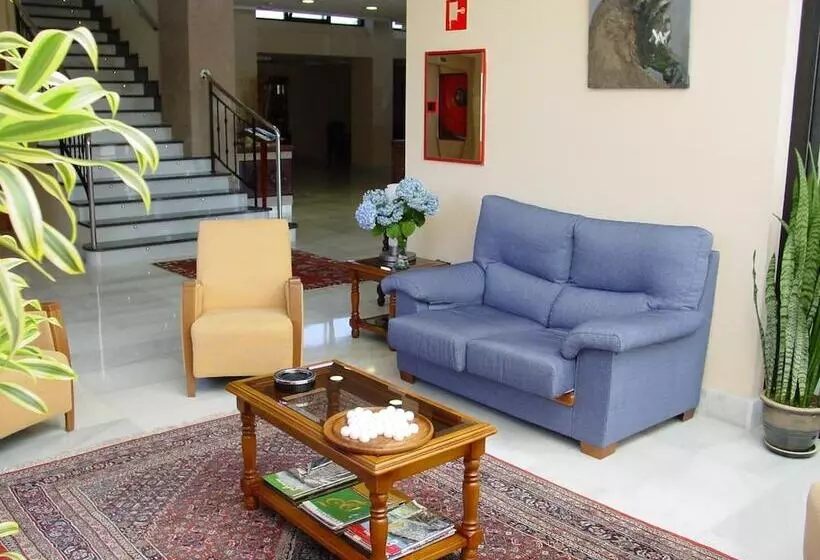 Fotos del hotel Cristina:  25