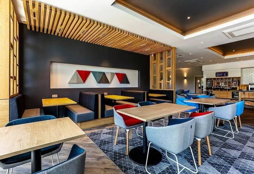 Fotos del hotel Holiday Inn Express Edinburgh City West, An Ihg:  7